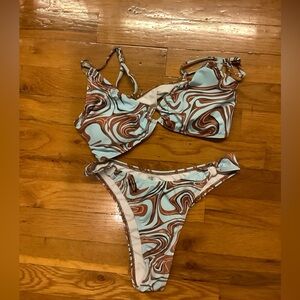 Bikini top and bottom (light blue/brown)